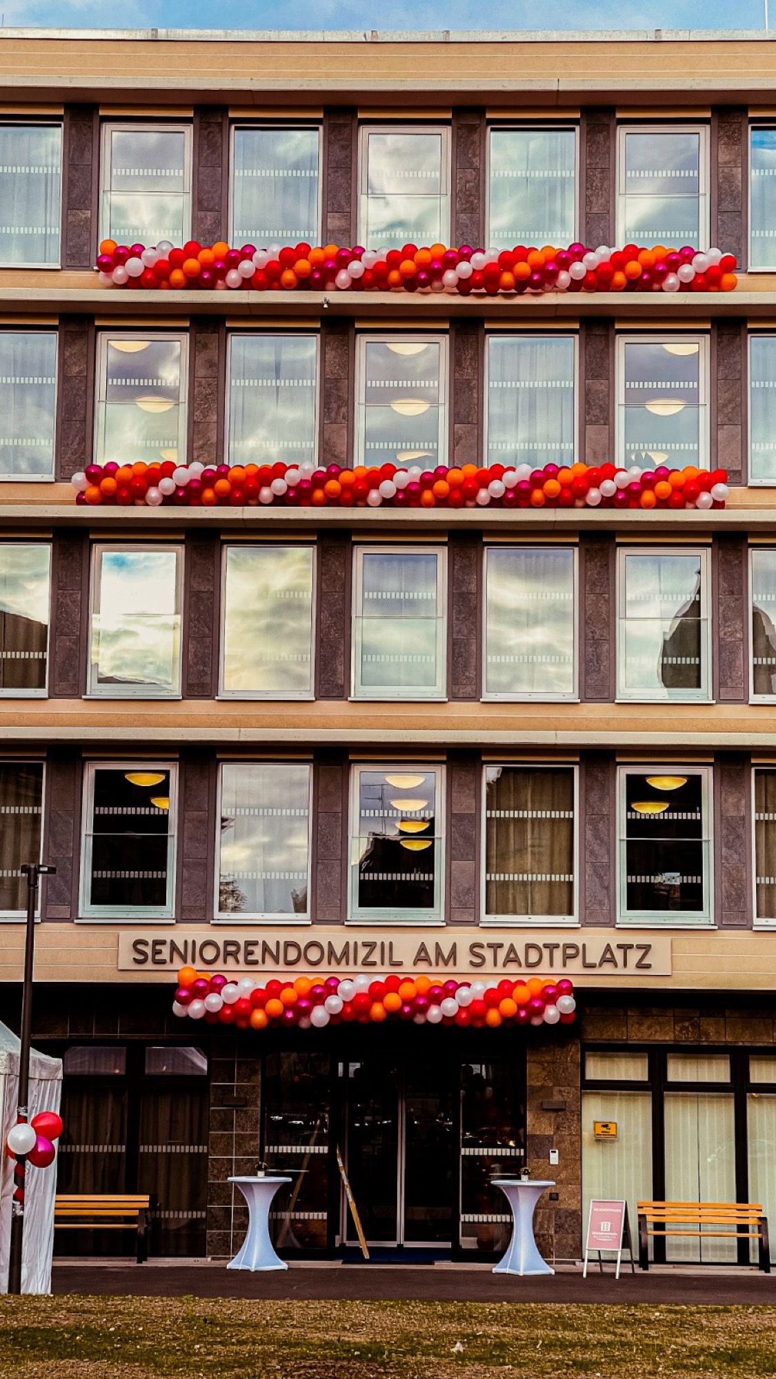 Luftballon Girlande als Deko zum Firmenevent in Leipzig, jetzt online selber konfigurieren